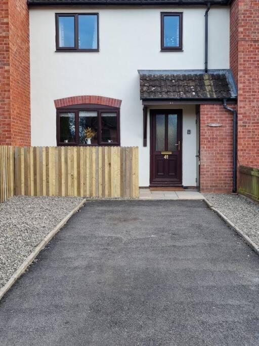 41 Mortimer Drive, Ideal Location Near Ludlow Orleton Екстер'єр фото